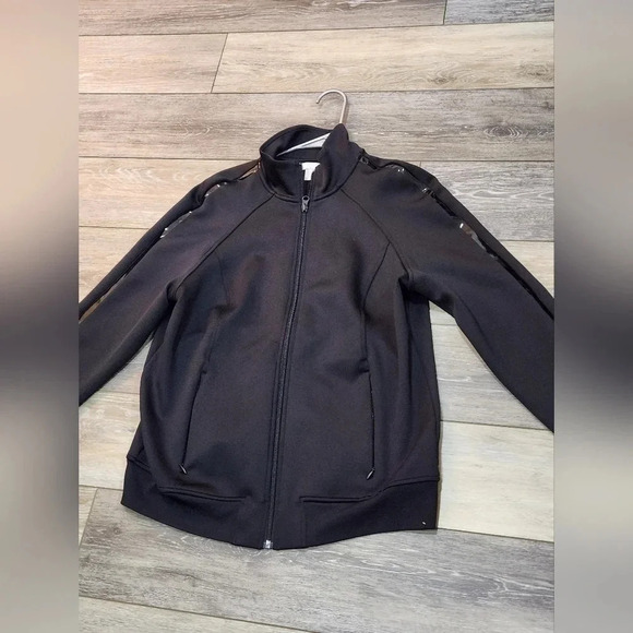 Zella black zip up workout jacket with black stripe on sleeves - Picture 3 of 7